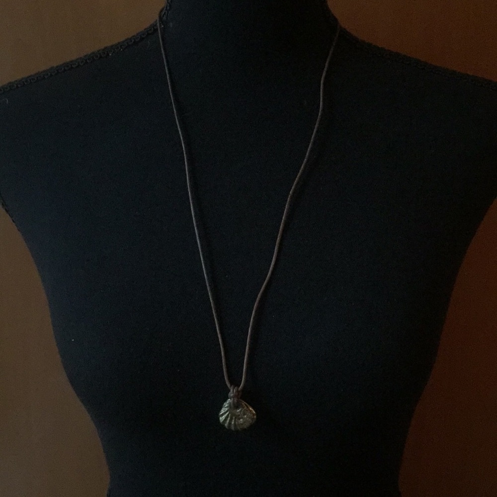 Statement Shell Necklace